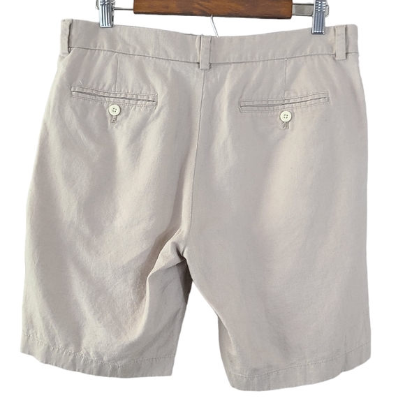 Vineyard Vines Linen Blend Khaki Breaker Shorts - Picture 2 of 4